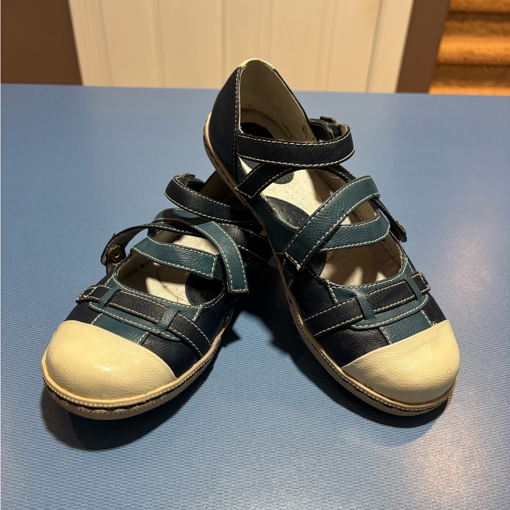 Ruff Hewn Blue and Cream Loafers